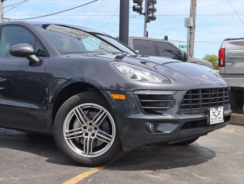 2017 Porsche Macan Base