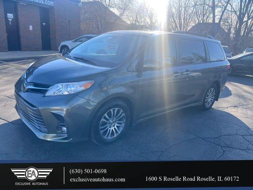 2018 Toyota Sienna XLE