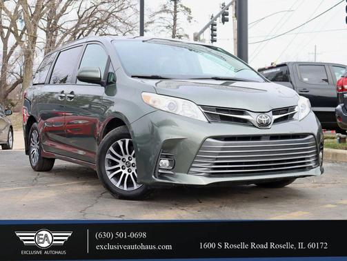 2018 Toyota Sienna XLE