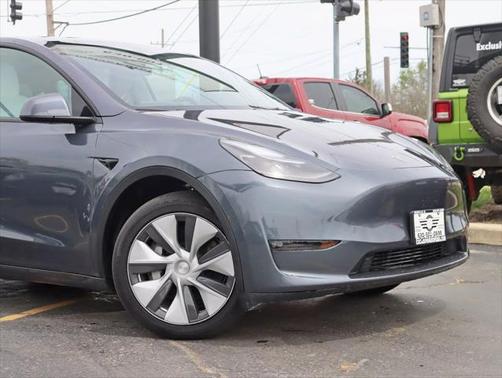 2023 Tesla Model Y Long Range Dual Motor All-Wheel Drive