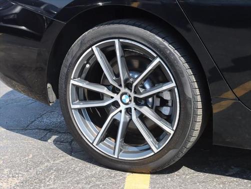 2020 BMW 330 i xDrive