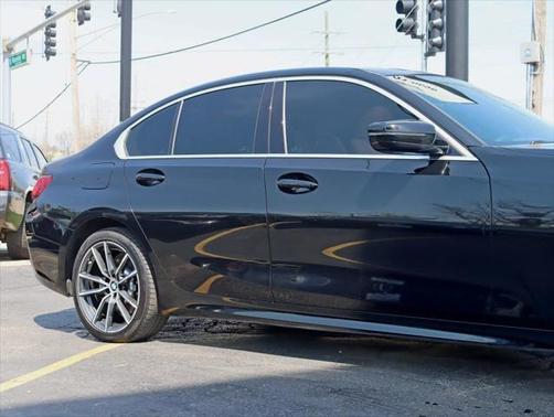 2020 BMW 330 i xDrive