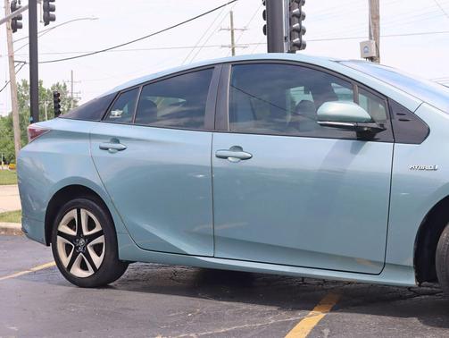 2016 Toyota Prius Four