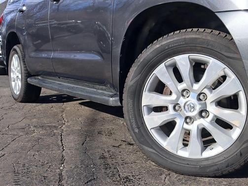 2017 Toyota Sequoia Platinum