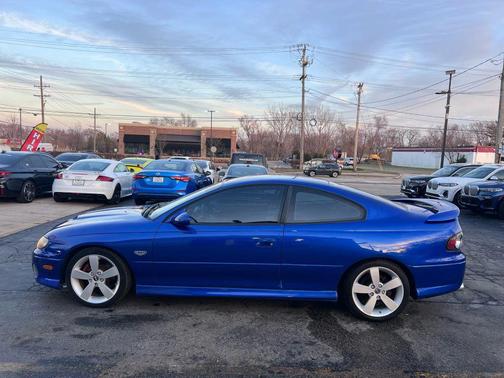 2006 Pontiac GTO Coupe 2D