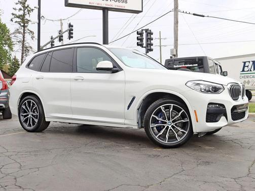 White 2021 BMW X3 xDrive30e