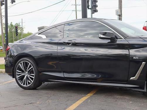 2017 INFINITI Q60 3.0T Premium