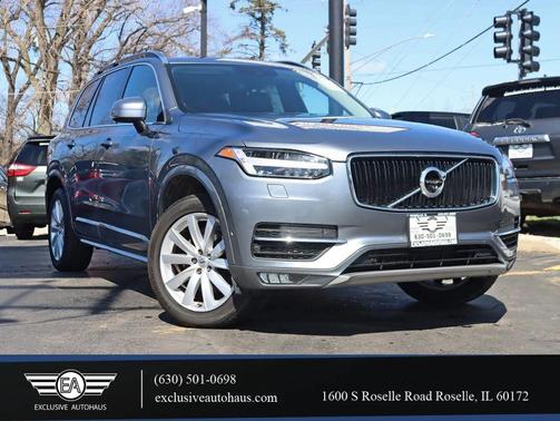 2017 Volvo XC90 T6 Momentum