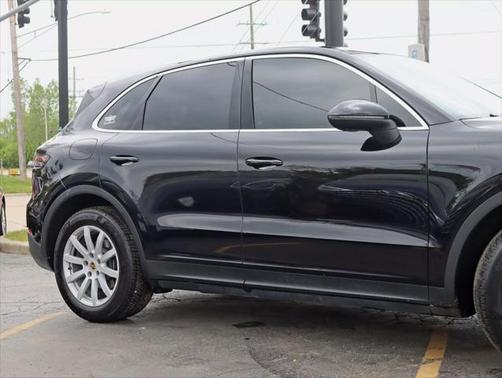 2019 Porsche Cayenne Base