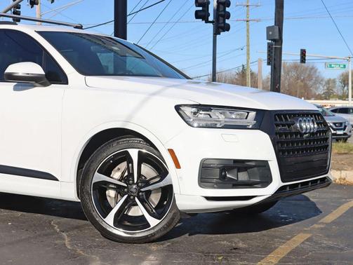 2019 Audi Q7 55 Premium Plus