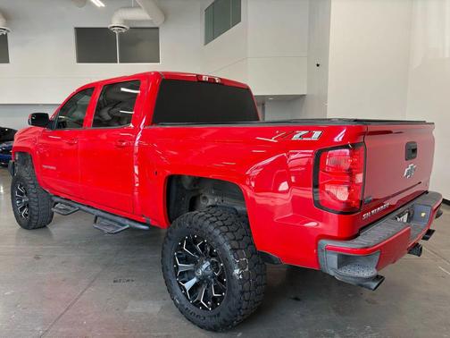 2018 Chevrolet Silverado 1500 2LT