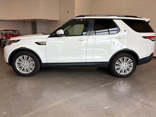 2019 Land Rover Discovery SE