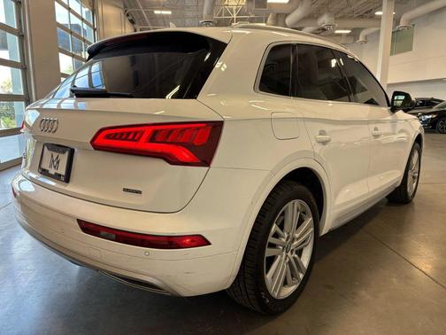2019 Audi Q5 2.0T Premium Plus