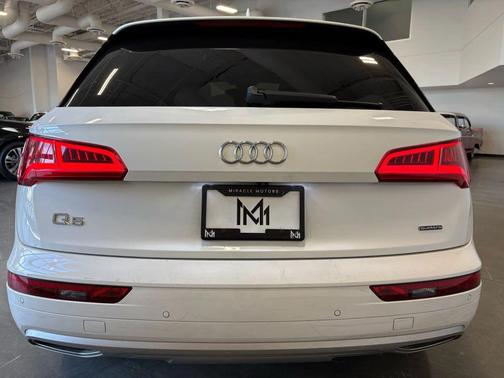 2019 Audi Q5 2.0T Premium Plus