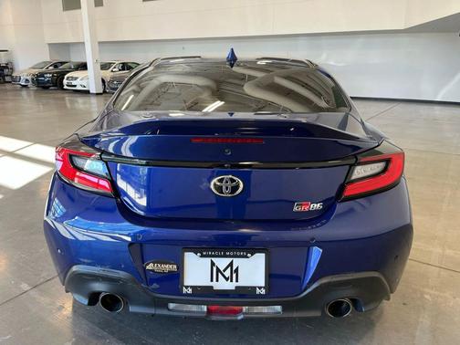 2023 Toyota GR86 Premium