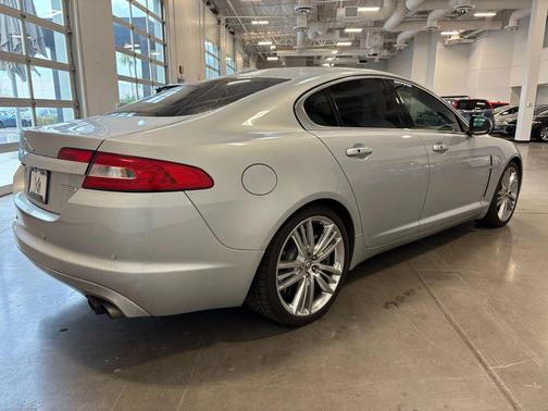 2011 Jaguar XF Supercharged