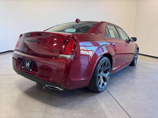 2022 Chrysler 300 Touring