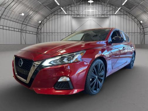 Scarlet Ember Tintcoat 2021 Nissan Altima SR FWD