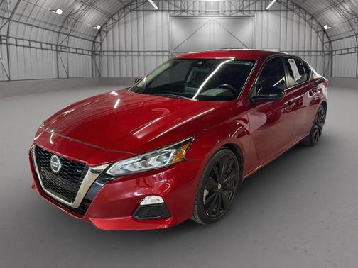 Scarlet Ember Tintcoat 2021 Nissan Altima SR FWD
