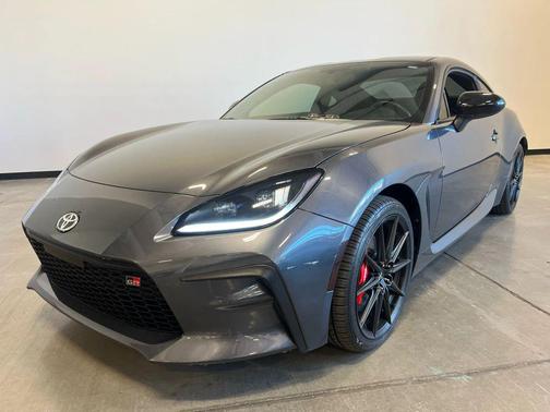 2024 Toyota GR86 Premium