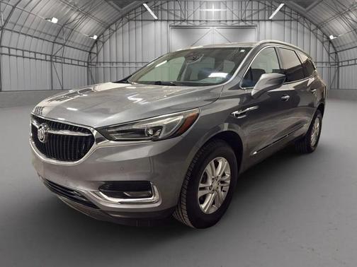 White 2018 Buick Enclave Premium