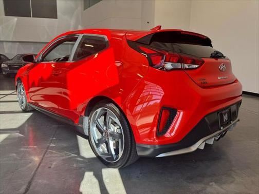 2019 Hyundai Veloster Base