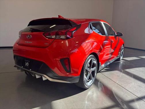 2019 Hyundai Veloster Base