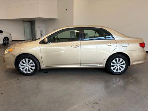 2013 Toyota Corolla LE