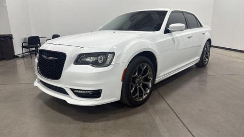 2018 Chrysler 300 S