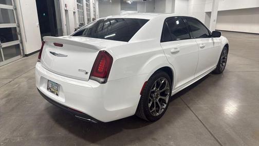 2018 Chrysler 300 S