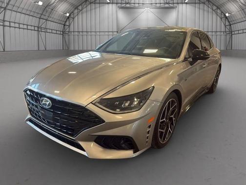 Shimmering Silver Pearl 2021 Hyundai SONATA SE