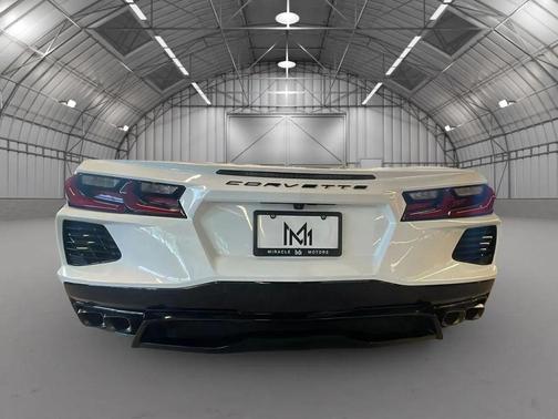 Arctic White 2022 Chevrolet Corvette Stingray w/1LT