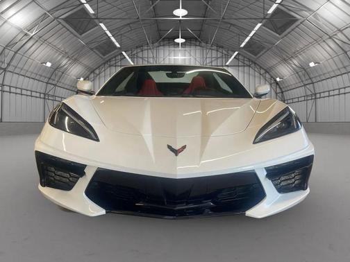 Arctic White 2022 Chevrolet Corvette Stingray w/1LT