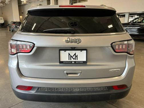 Billet Silver Metallic Clearcoat 2022 Jeep Compass Latitude