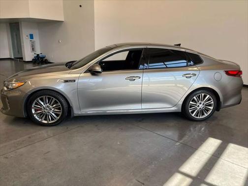 2017 Kia Optima SXL Turbo