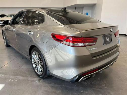 2017 Kia Optima SXL Turbo
