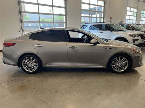 2017 Kia Optima SXL Turbo
