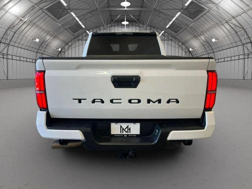 Ice Cap 2024 Toyota Tacoma SR5