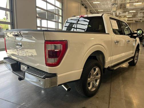 Star White Metallic Tri-Coat 2022 Ford F-150 Lariat