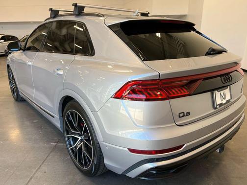2021 Audi Q8 55 Premium Plus