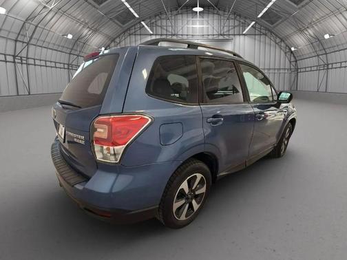 2017 Subaru Forester 2.5i