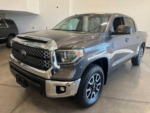 Magnetic Gray Metallic 2018 Toyota Tundra SR5