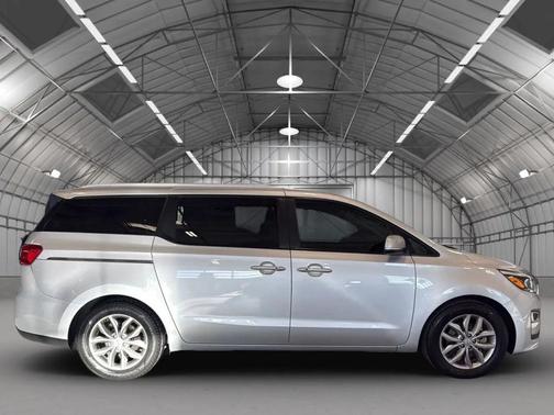 2019 Kia Sedona EX