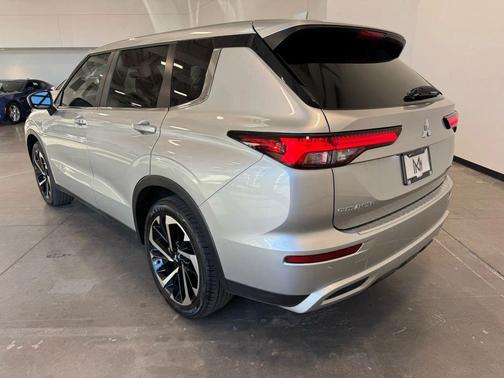 2024 Mitsubishi Outlander SE 2.5 2WD