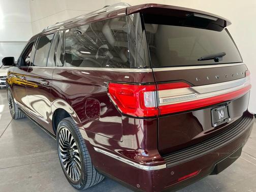 2018 Lincoln Navigator L Black Label
