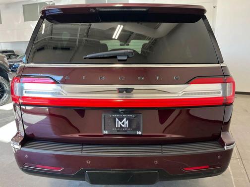 2018 Lincoln Navigator L Black Label