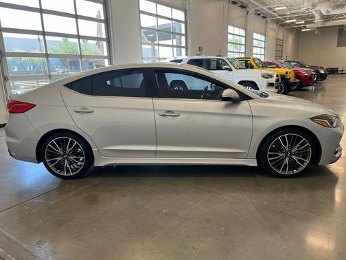 2018 Hyundai ELANTRA Sport
