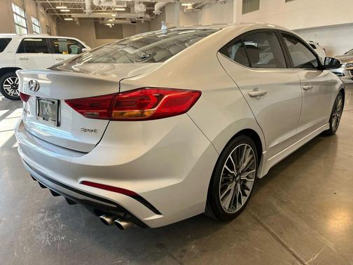 2018 Hyundai ELANTRA Sport
