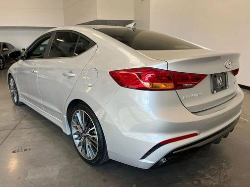 2018 Hyundai ELANTRA Sport