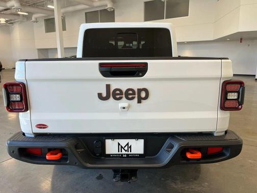 2025 Jeep Gladiator Mojave 4x4